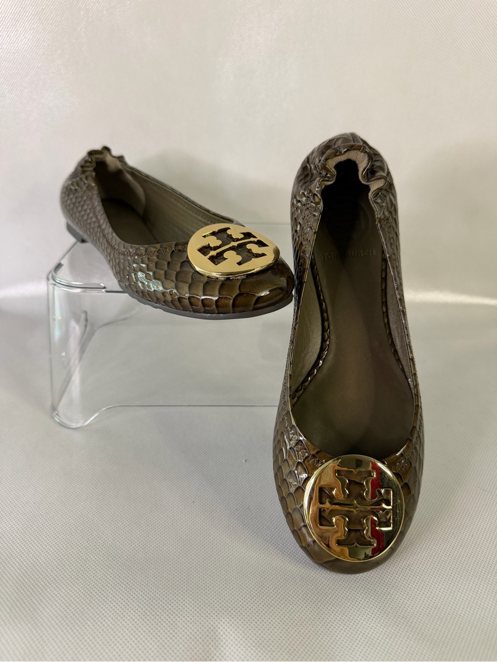 ✨ Tory Burch Reva Metallic Snakeskin Ballet Flats Size 6M – Never Worn ✨